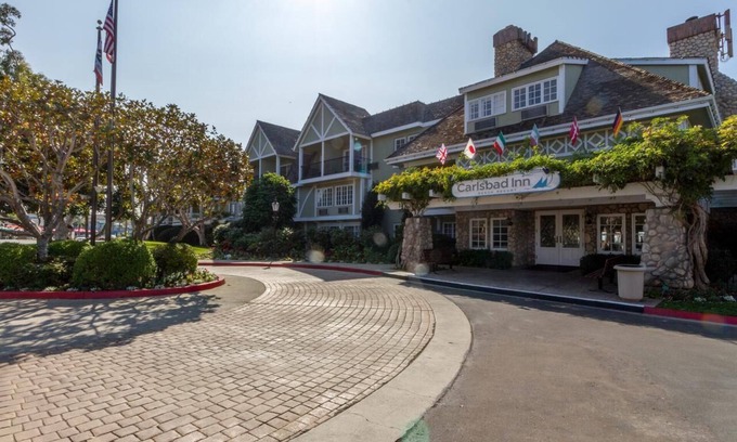 Carlsbad Village Resort | Carlsbad Inn Timeshare Unit, Partial Ocean View!