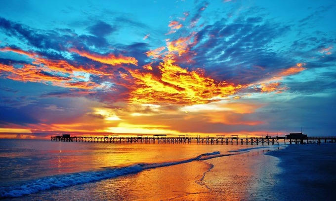Sunset Reef Hotel | CAROUSEL SUITES - VACATION STEPS FROM THE BEACH - SUITES #5 - NEWLY RENOVATED