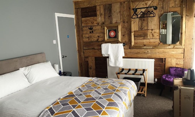 Boston Hotel | Carpenters Arms