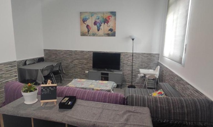 Poblats Maritims Apartment | Carrer de l'Arquitecte Alfaro 27 bajo derecha