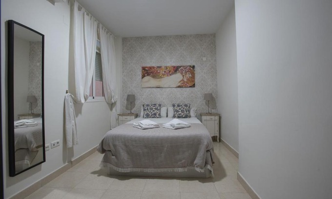 La Goleta Apartment | Carreteria 73 Malaga Center
