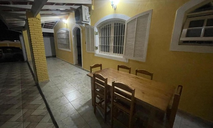 Ipiranga House | Casa 150m da Praia Martim de Sá