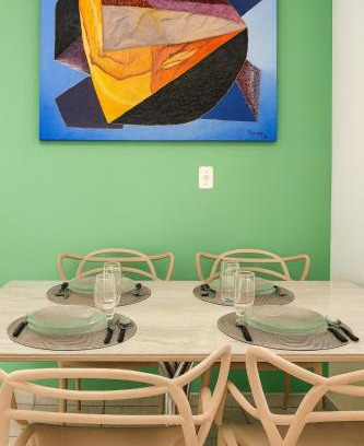 Santa Monica House | Casa 3 min Madrecor, 6 min Parque Sabia, 9 min UFU