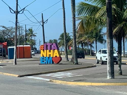 Itanhaem House | Casa aconchegante com suíte e mezanino para até 10 pessoas