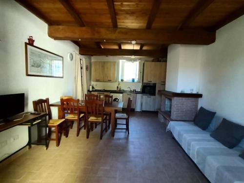 Fornole House | Casa Amelia 2C
