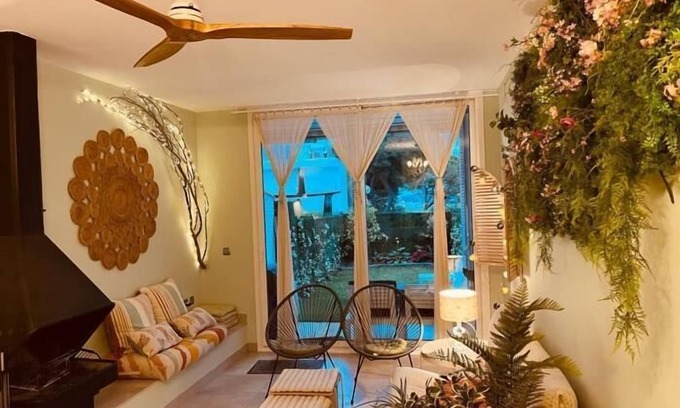 Platja d'Aro Cottage | Casa Ànima with private garden and community pool