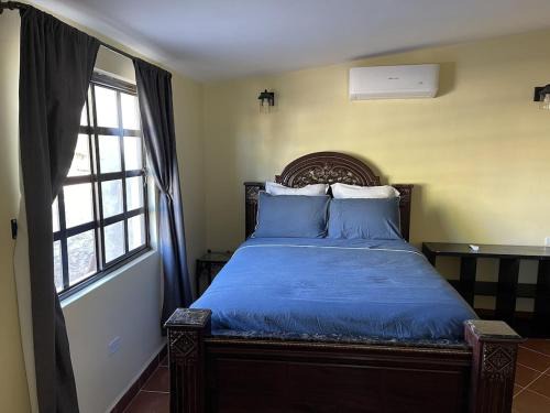 Loreto House | Casa arroyo at Bajazul just steps of waterfront and downtown