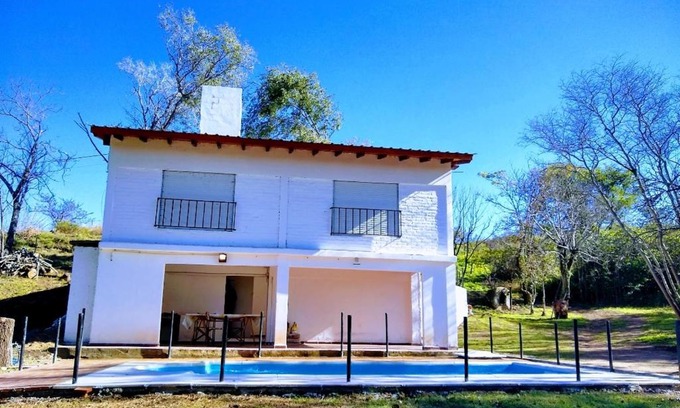 Villa Rumipal House | Casa Blanca