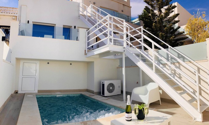 San Miguel de Salinas House | Casa Bohemios VERDE : Modern House - Hydromassage Pool at the Costa Blanca