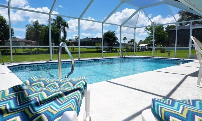 Yacht Club House | Casa Clara