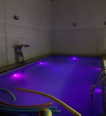 Balneario Santa Eugenia House | Casa com piscina em Mongaguá
