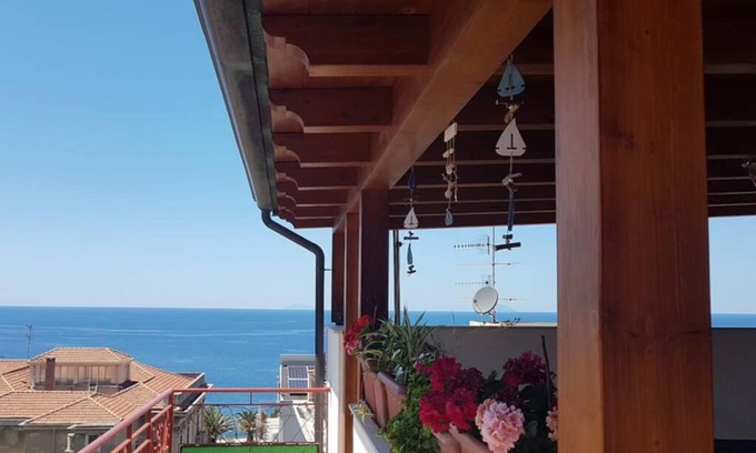 Gioiosa Marea Apartment | Casa Crispi 10