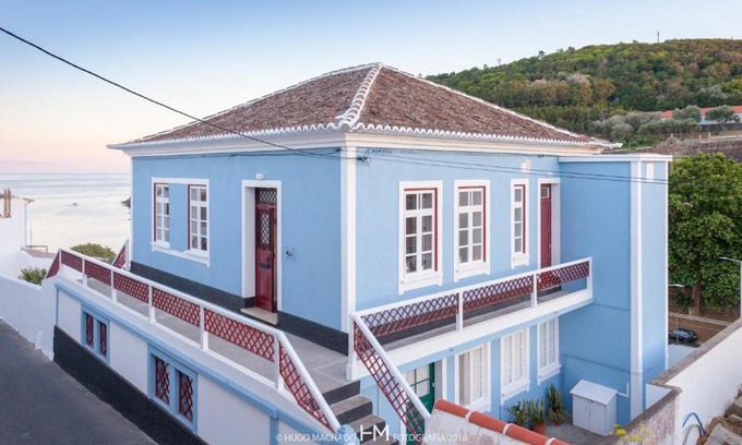 Angra do Heroismo Apartment | Casa da Muralha