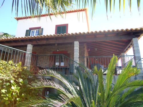 Estreito da Calheta House | Casa da Rainha