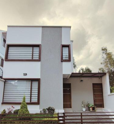 Cuenca Villa | Casa de 3 dormitorios en Zona Residencial