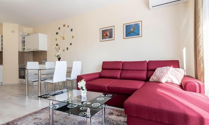 Varna Apartment | Casa de la playa