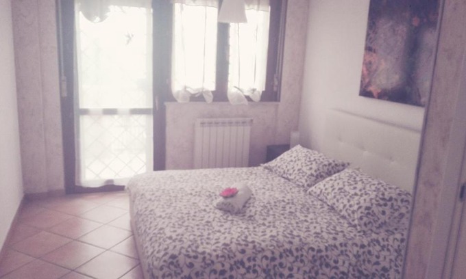 Isola Sacra Apartment | Casa del Loto