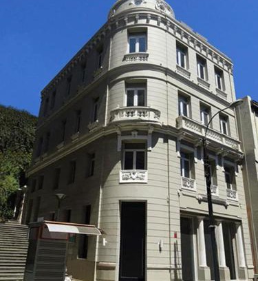 Cerro Alegre Apartment | Casa Esmeralda