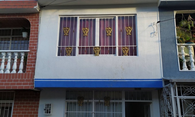 Ibague House | Casa gigante en Ibague