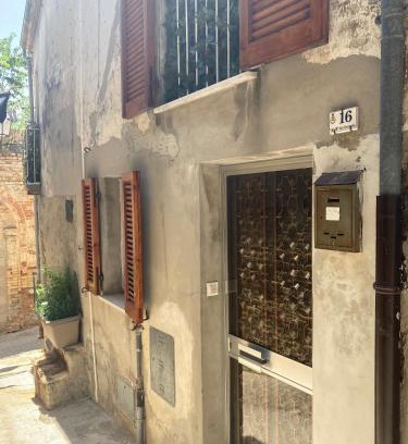 Citta Sant'Angelo Apartment | Casa Il Muro
