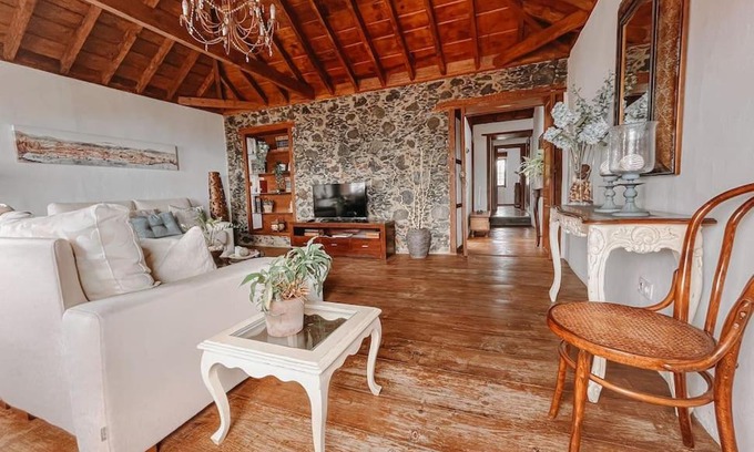 Santa Cruz de la Palma House | Casa La Encarnación