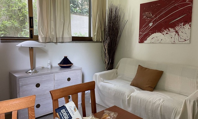 Camilluccia Apartment | “Casa Lily” Maisonnette with garden view