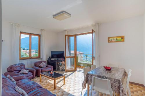 Santa Maria - Rezzonico Apartment | Casa Lisetta