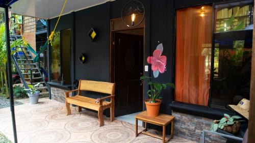 Puerto Viejo de Talamanca Apartment | Casa luna