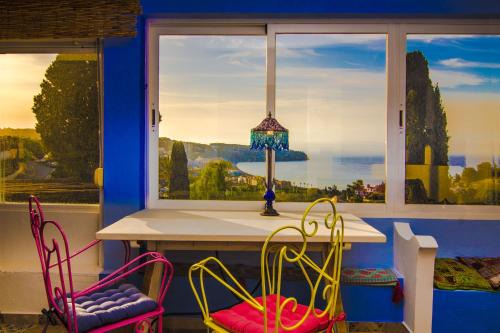 Almunecar House | Casa Luz, Paz y Amor