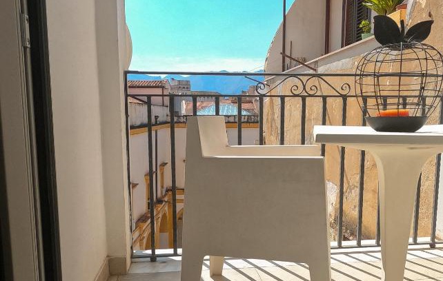 Monte di Pieta Apartment | casa magoo