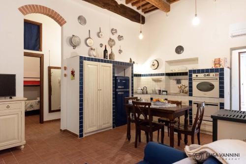 Peccioli Apartment | Casa Nana, nel borgo di Peccioli