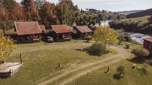 Sao Francisco de Paula Cabin | Casa no Campo, aconchego com lareira e banheira em quase todas Cabanas!