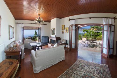 Vasilikiadhes Villa | Casa Nobile