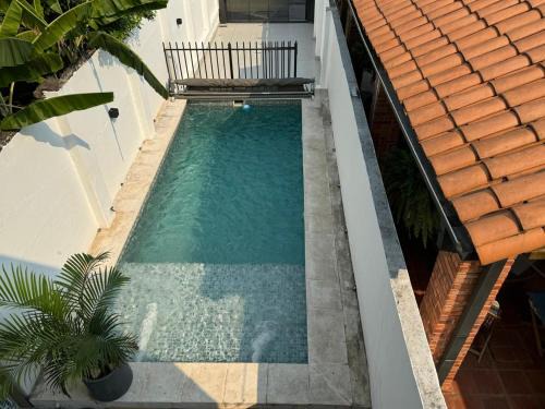 Asuncion Apartment | Casa Privada con Piscina y Parking Gratis en Asunción