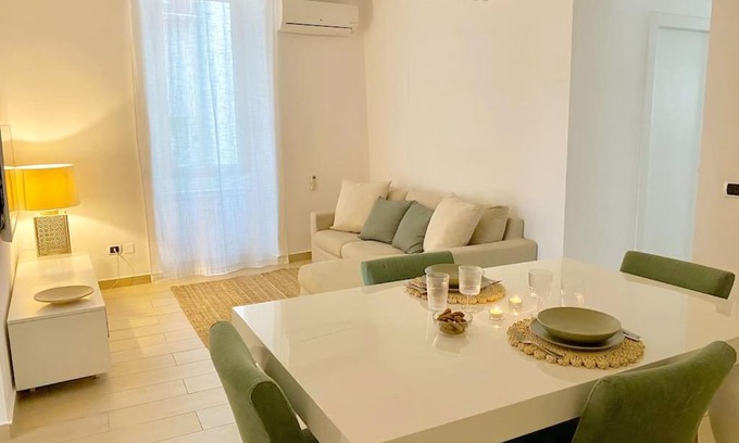Old Town House | casa Re Manfredi 12