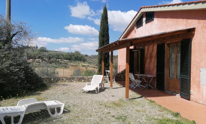 San Pietro in Bossolo Apartment | Casa Rossa