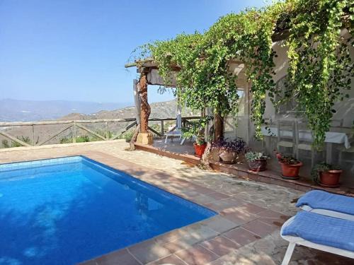 Arenas Ski Chalet | Casa Rural en Málaga, donde el tiempo se detiene