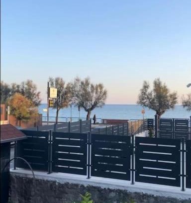 Terracina Apartment | [Casa sul mare]+Posto auto+Giardino+WiFi
