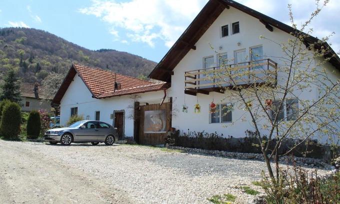 Bran House | Casa Veverita