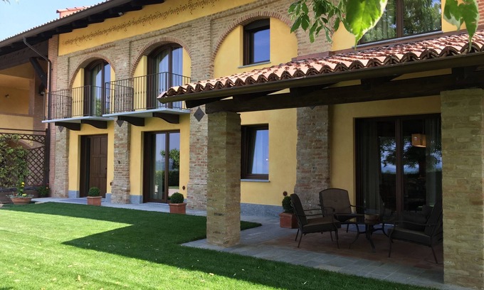 Guarene House | Cascina Cortine