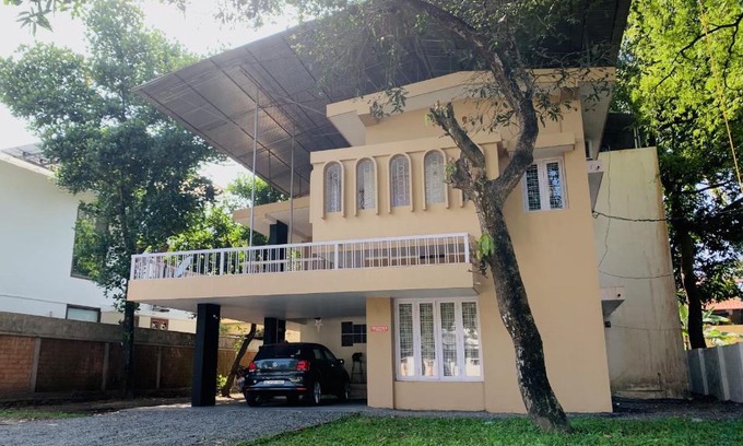 Palarivattom Apartment | Casilda By The Oaks Inn