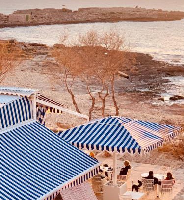 Colonia Sant Jordi Apartment | Catalina Beach House by Cassai