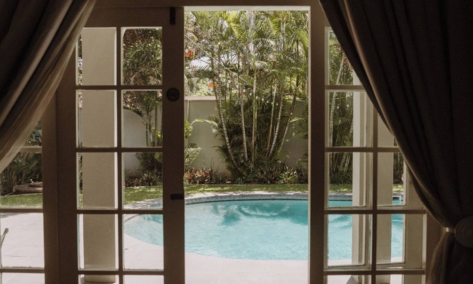 Umhlanga Bed & Breakfast | Caza Beach Guesthouse