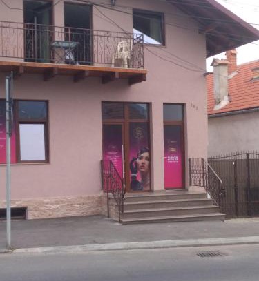 Zarnesti House | Cazare REGIM HÔTELIER ZĂRNEŞTI