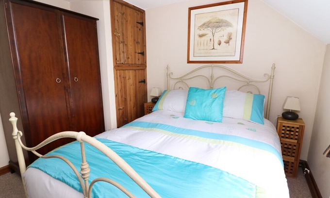 Llanidloes Cottage | Cedar Cottage, LLANIDLOES
