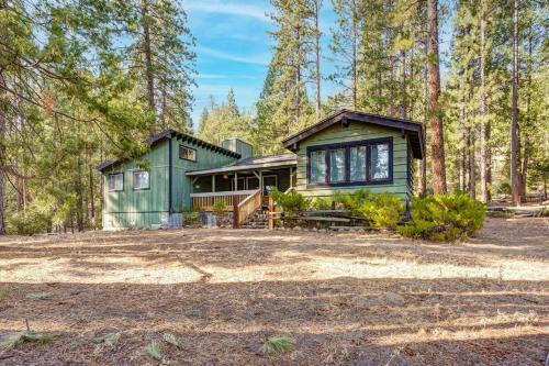 North Wawona Villa | Cedar Nest