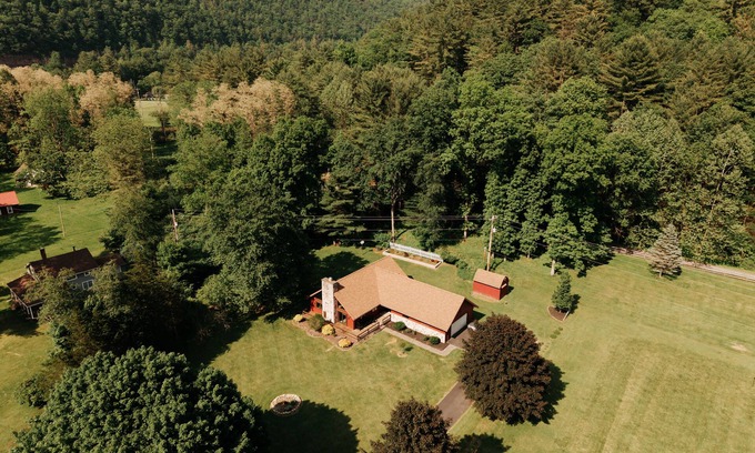 Cedar Run Cabin | Cedar Run Cabin! Creekfront, Rail Trail, Large Yard, Mountain Views!