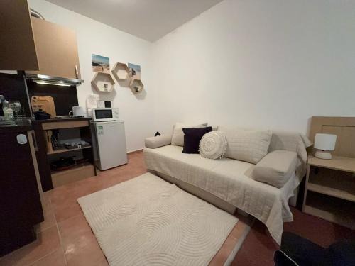 Aheloy Apartment | Celestial Bay Studio in Marina Cape