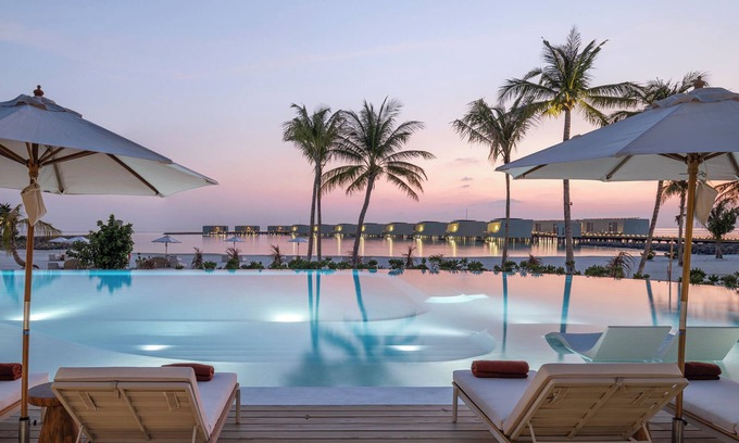 Farukolhufushi Island Resort | Centara Grand Lagoon Maldives