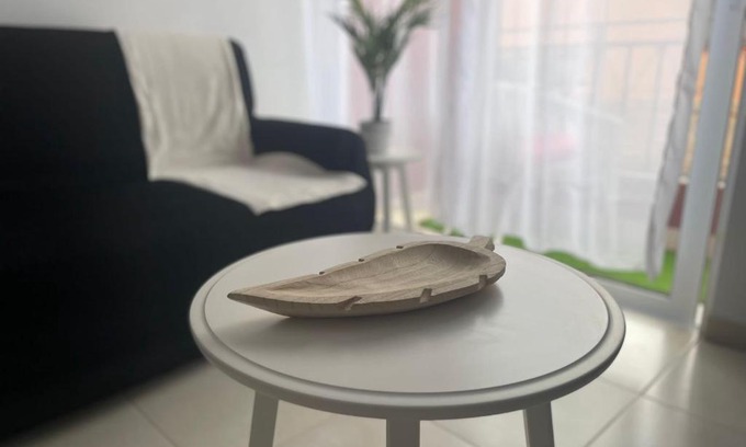 San Isidro Apartment | Central and Close to the airport